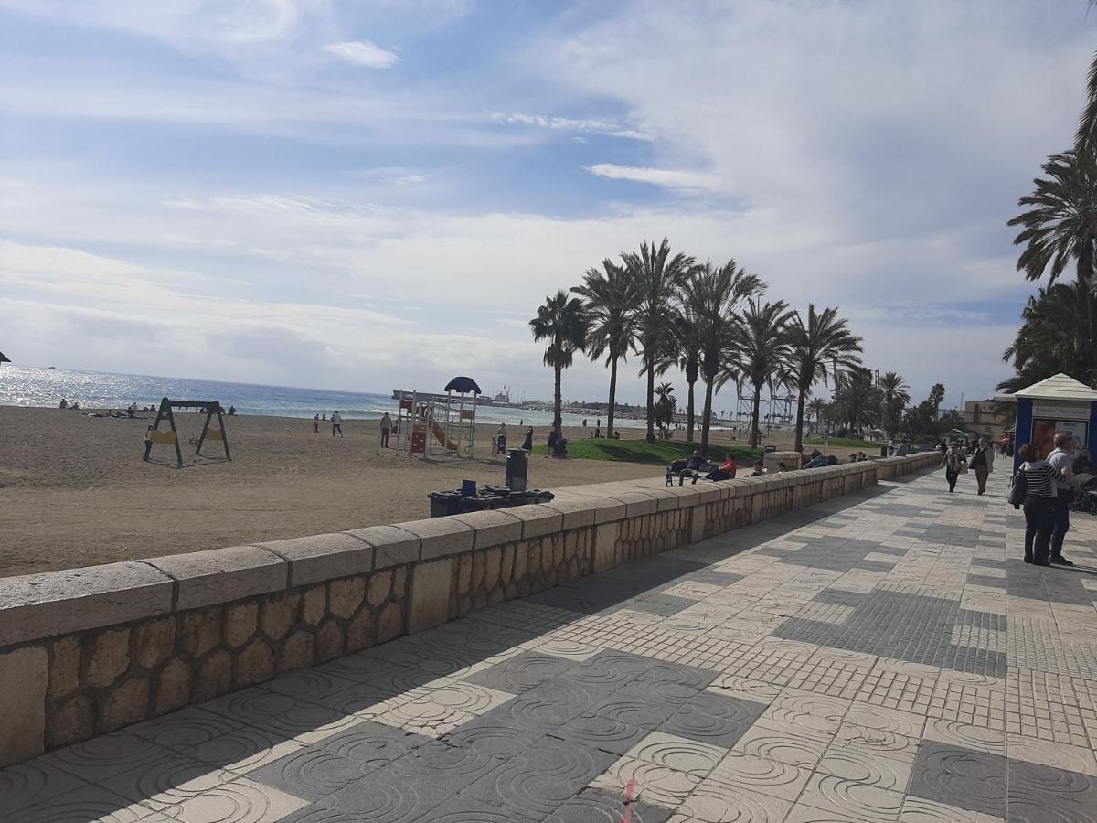 Apartamento Málaga Port Esterno foto