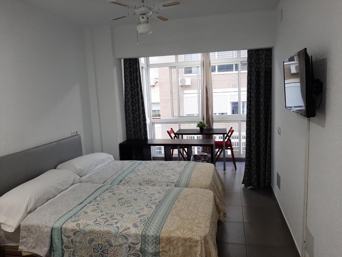 Appartamento Apartamento Málaga Port Esterno foto