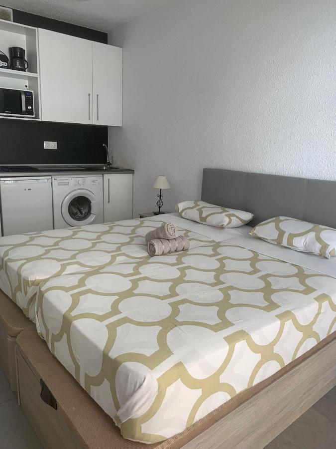 Apartamento Málaga Port Esterno foto